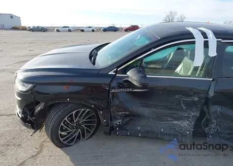 2019 Lincoln Nautilus Reserve z USA, uszkodzony, nr VIN 2LMPJ8LP6KBL67487